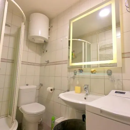 Center Lovely Belgrado