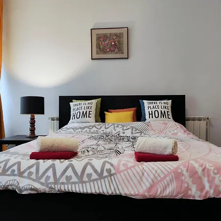 Center Lovely Apartamento Belgrado